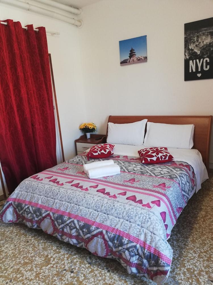 מרגרה Venice Park House מראה חיצוני תמונה